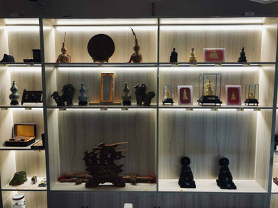 特色文創(chuàng)產(chǎn)品讓泰山文化“活”起來——箱包皮具篇